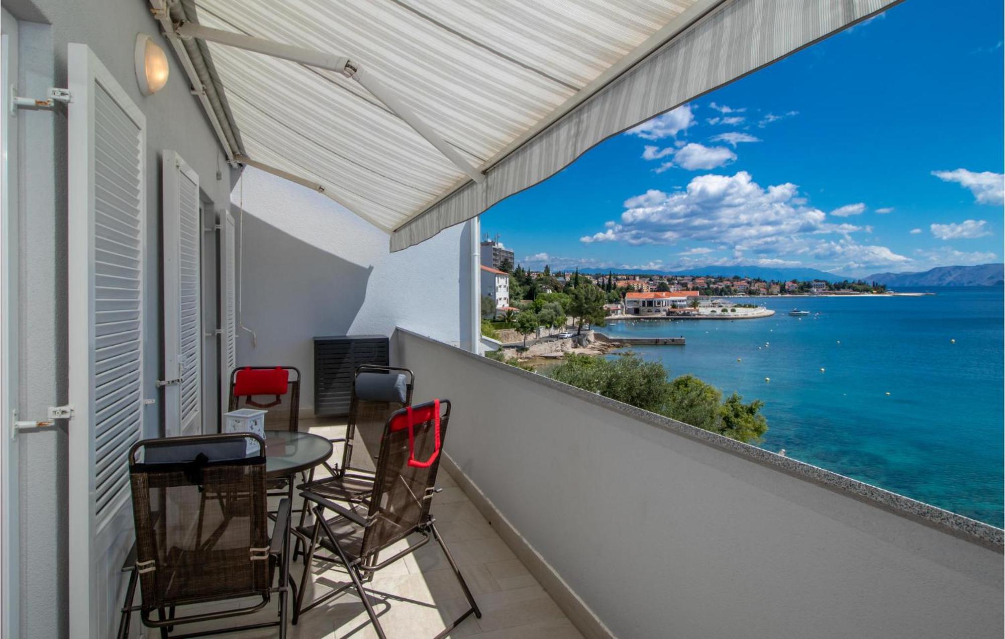 Lovely Apartment In Selce With House Sea View Eksteriør bilde